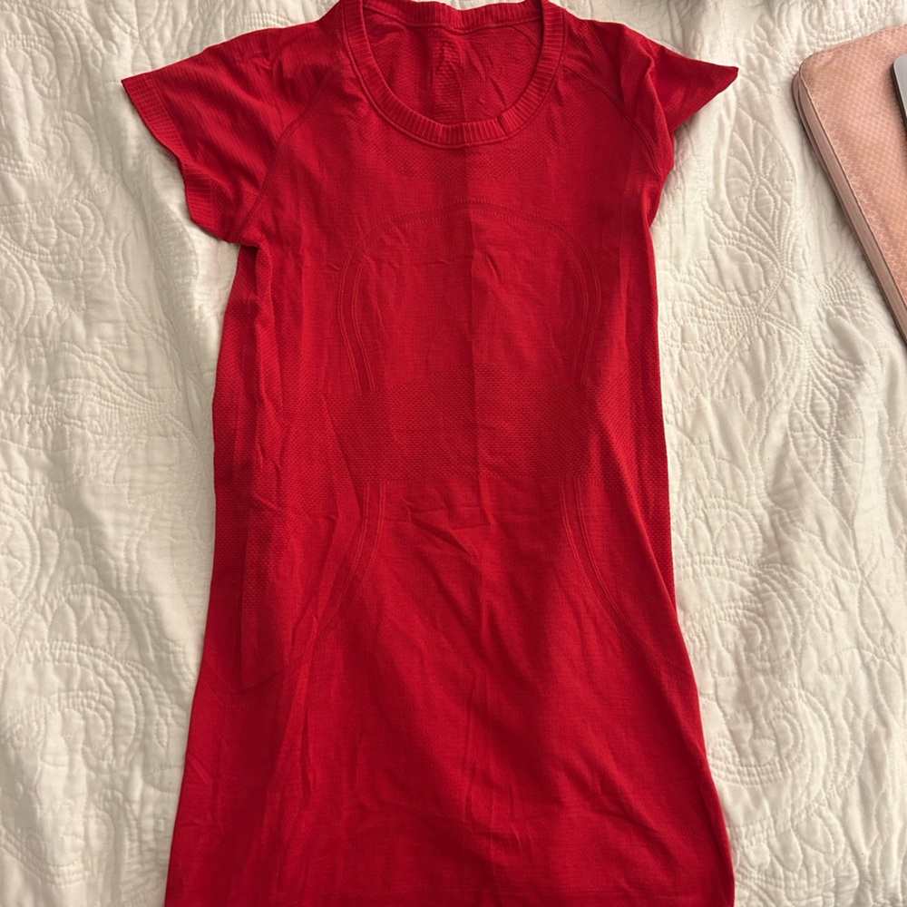 Lululemon Short Sleeve Swiftly Tech